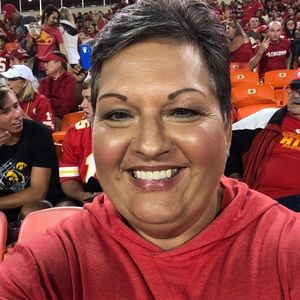 Meet your Posher, Dea